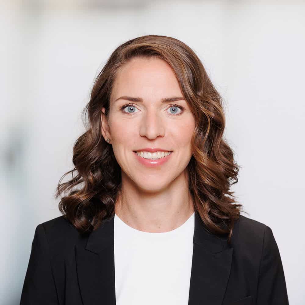 EY Law Partner Julia Karl Immobilien Real Estate